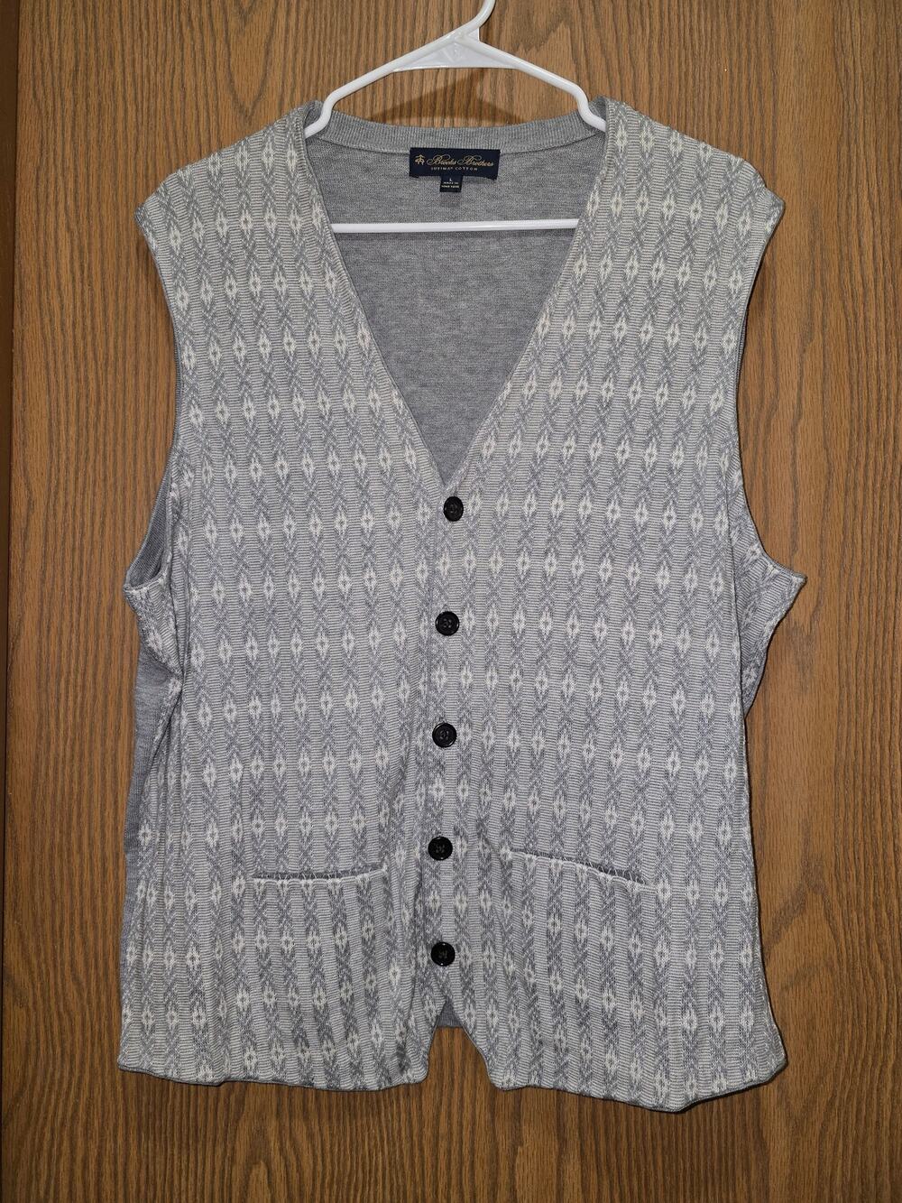 Brooks Brothers Large SUPIMA COTTON Gray Chevron Diamond Knit Button Vest
